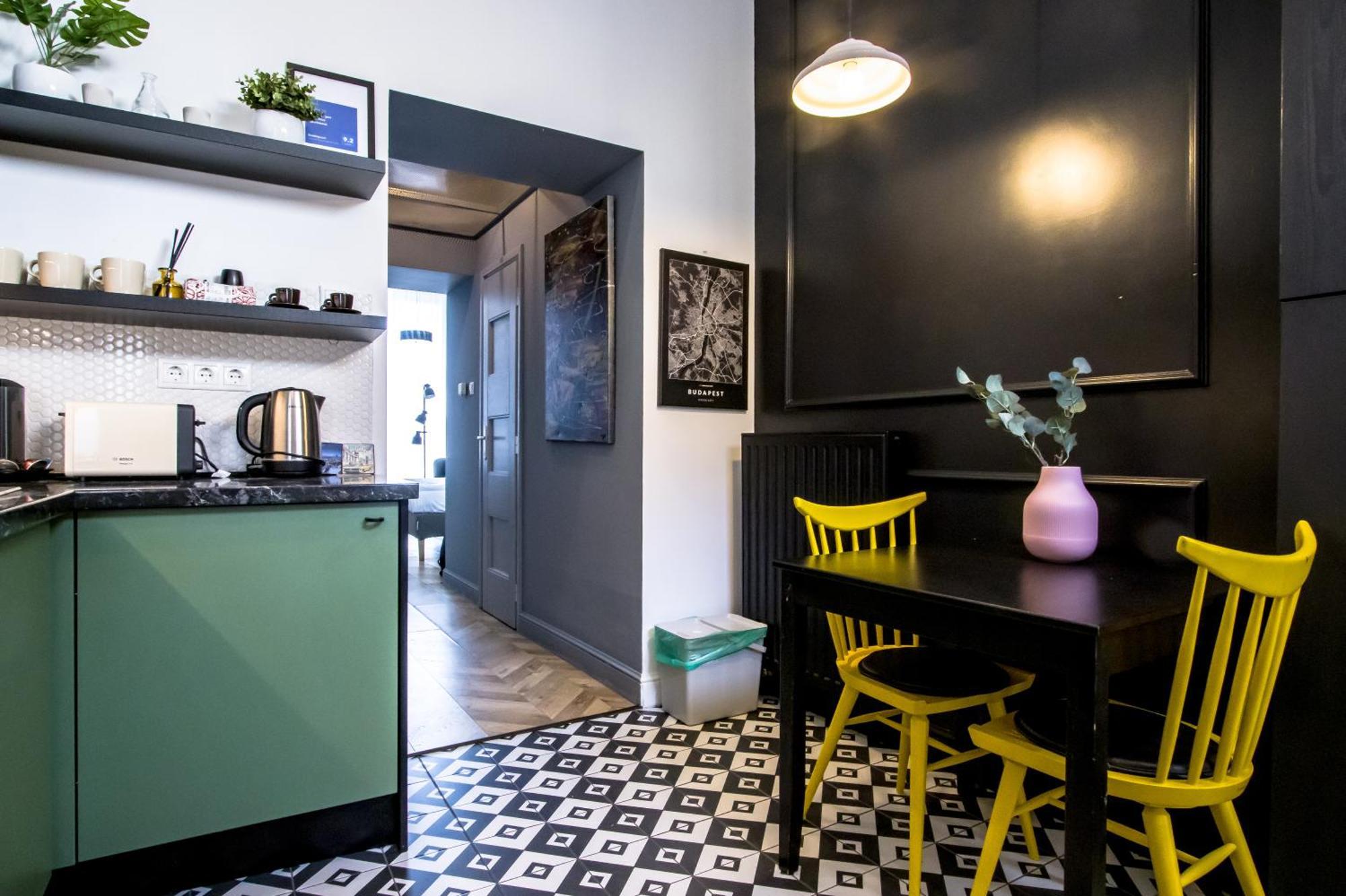 Wilson'S Oktogon Square Suite Apartment Budapest Exterior foto